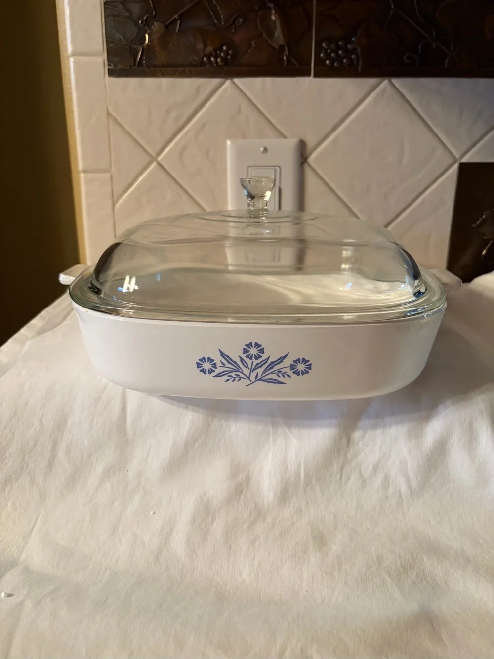 Vintage Corning Ware Cornflower P-16-B 10” Casserole & Lid